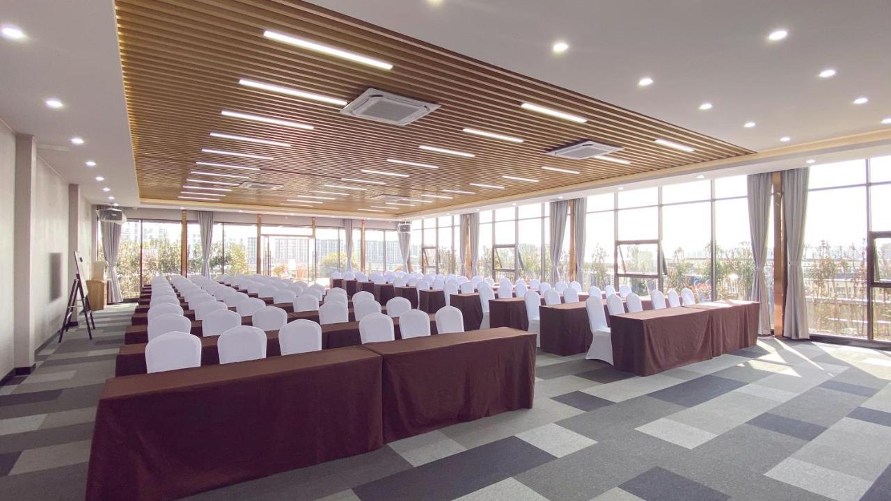 Fengbang Holiday Inn Express Shanghai Hongqiao North By Ihg מראה חיצוני תמונה
