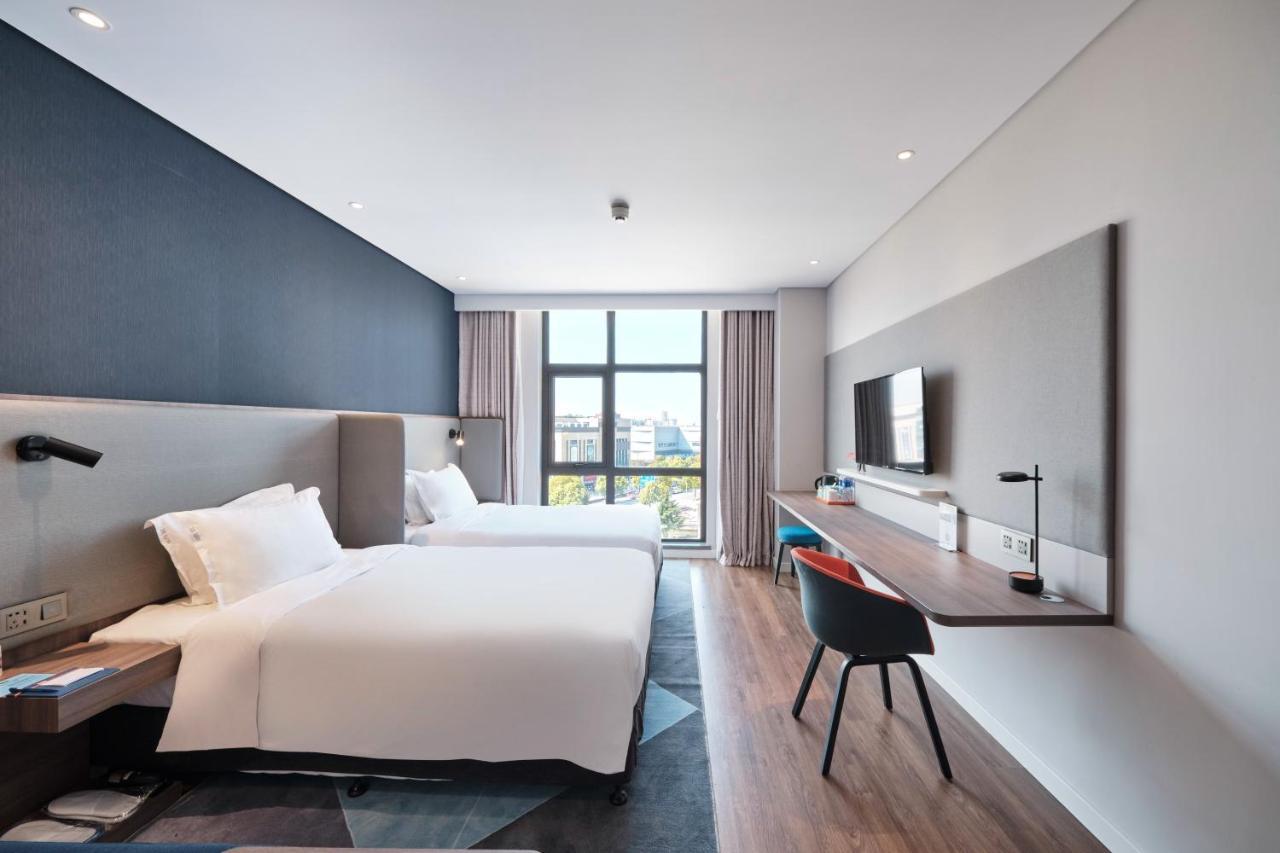 Fengbang Holiday Inn Express Shanghai Hongqiao North By Ihg מראה חיצוני תמונה